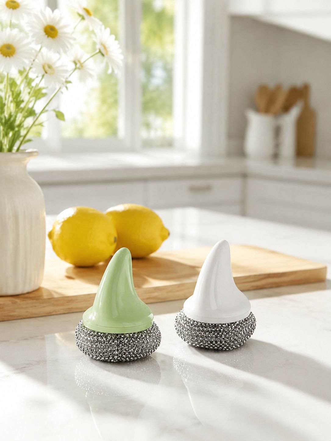 Cepillo de limpieza para ollas JMY en cocina moderna