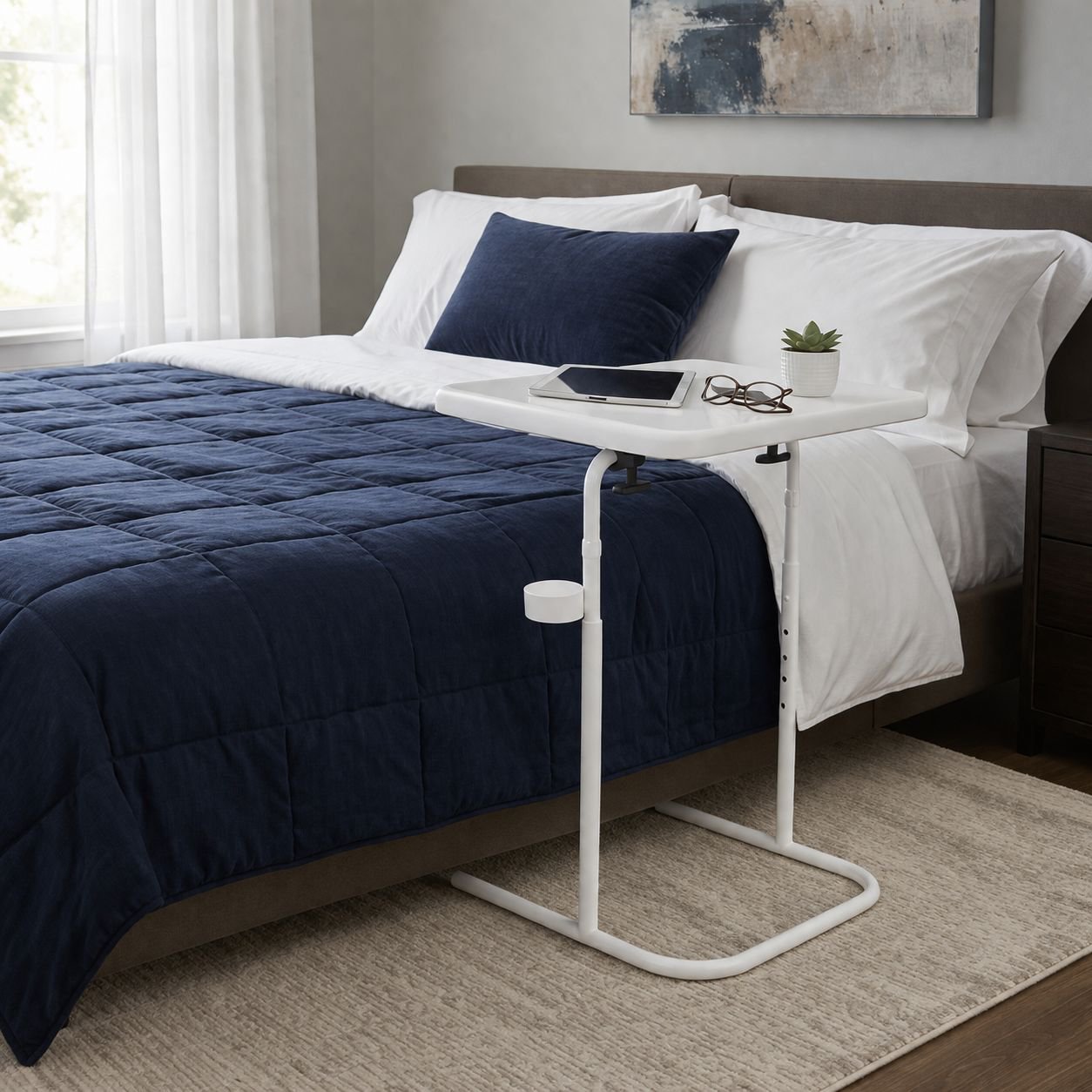 Lightweight folding desk for home and office