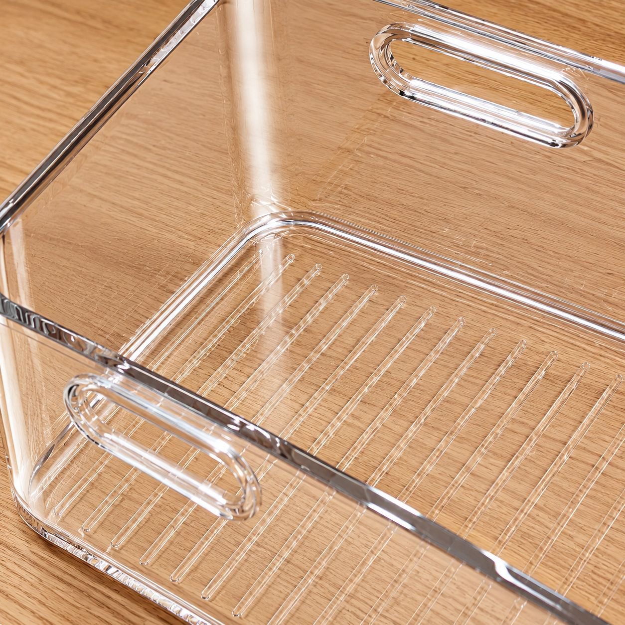 Caja acrílica mediana para almacenar golosinas