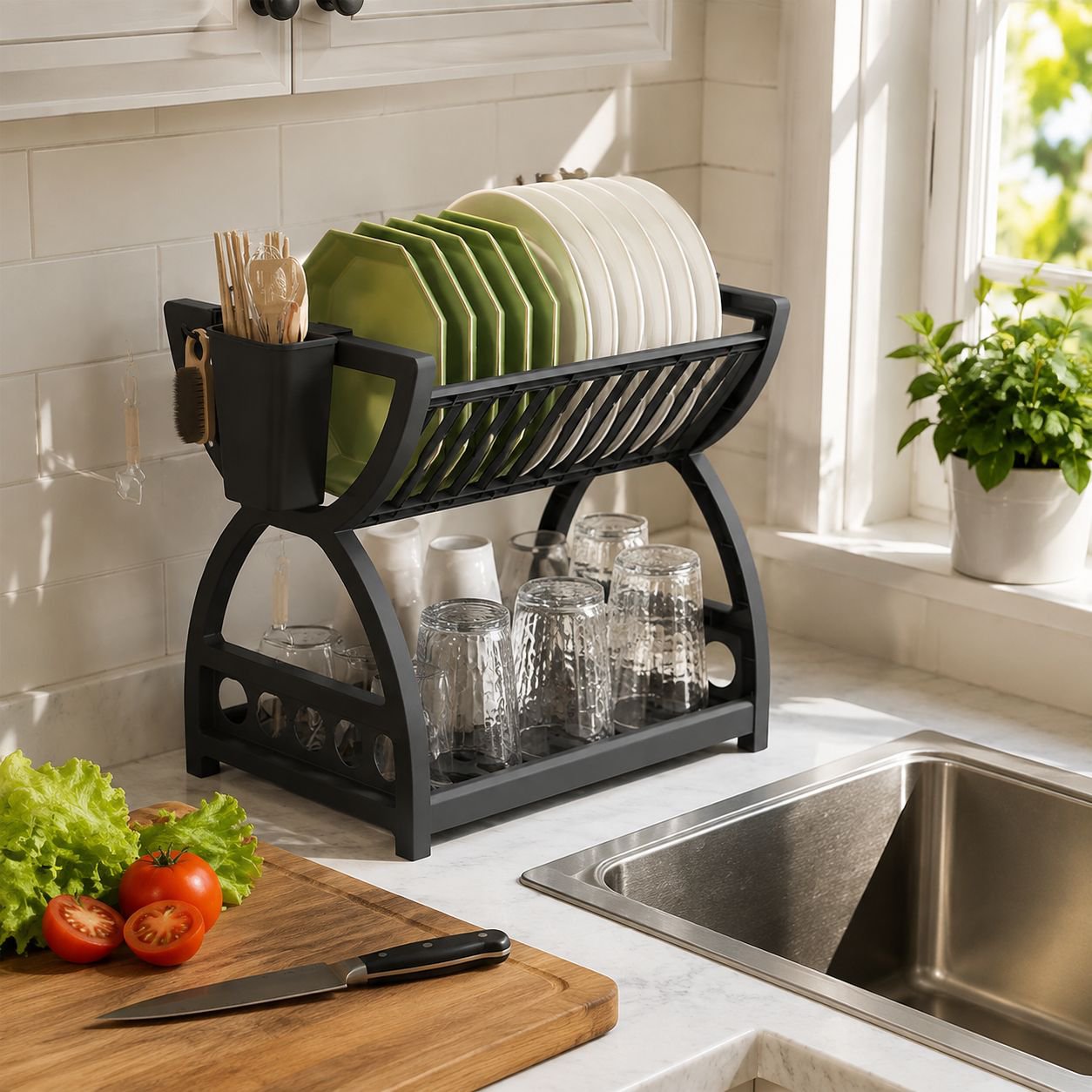 Plastic kitchen rack for dishes and chopsticks with drainage function