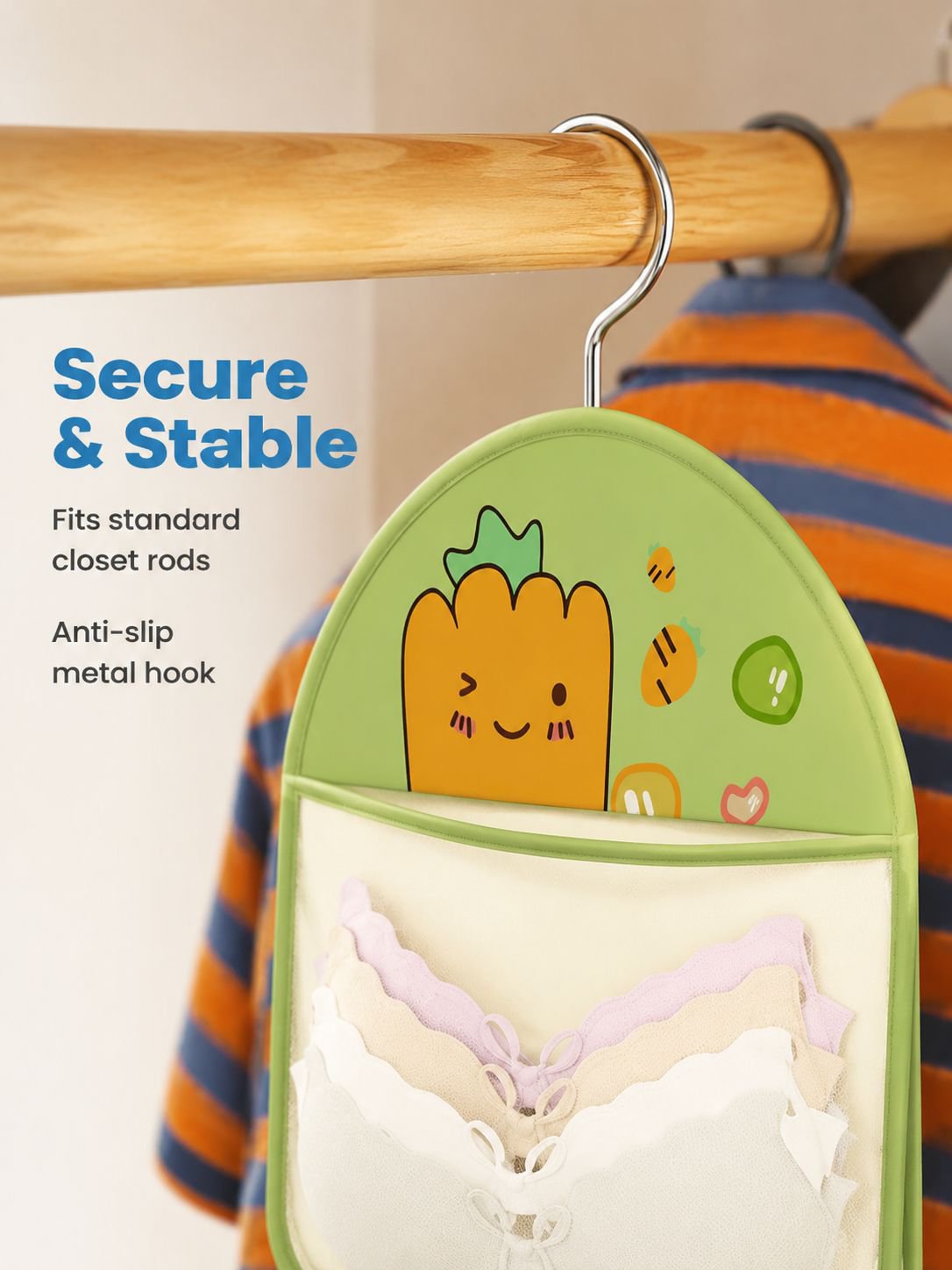 Durable hanging bag for underwear and socks