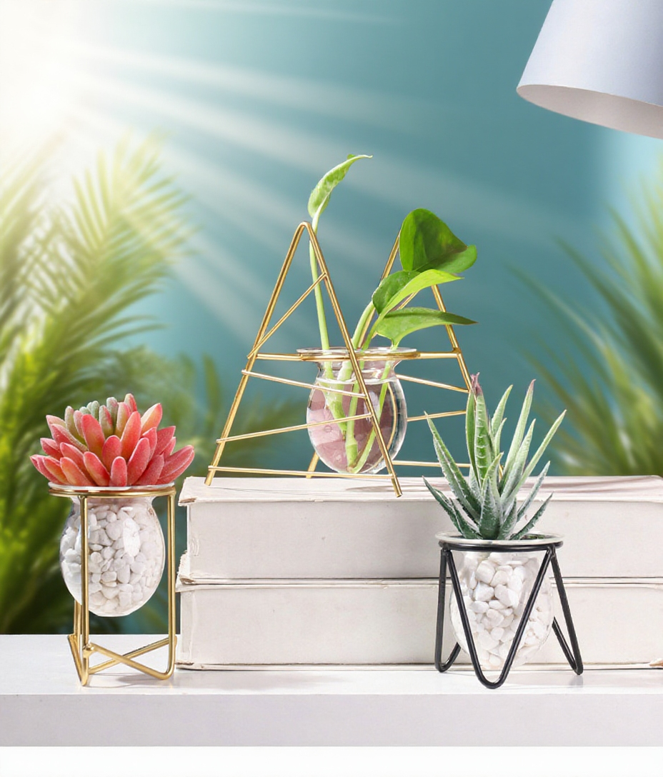 Skleněná průhledná váza na květiny v obývacím pokoji