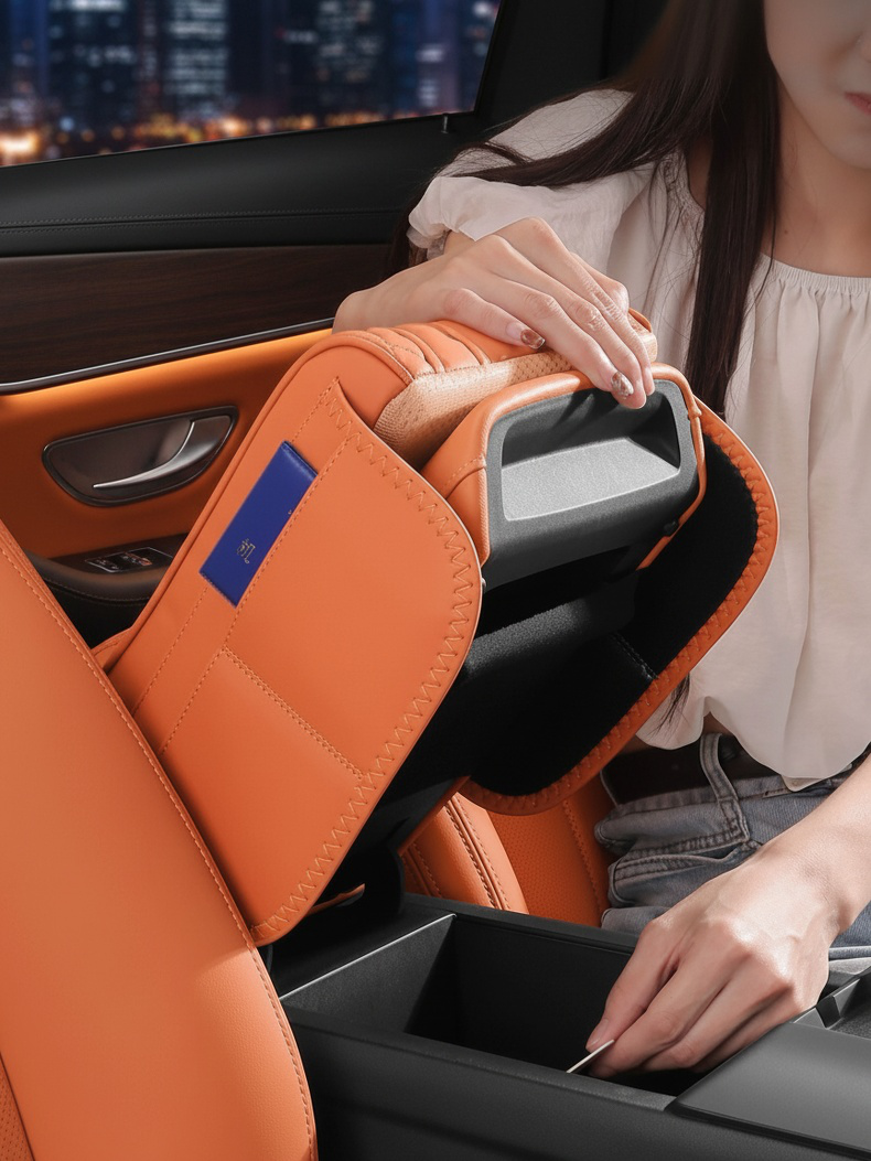 車内アクセサリーとしてのブースターマット利用例