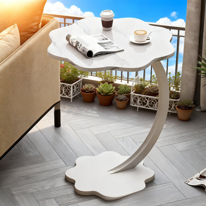 현대 유럽풍 꽃잎 티 테이블