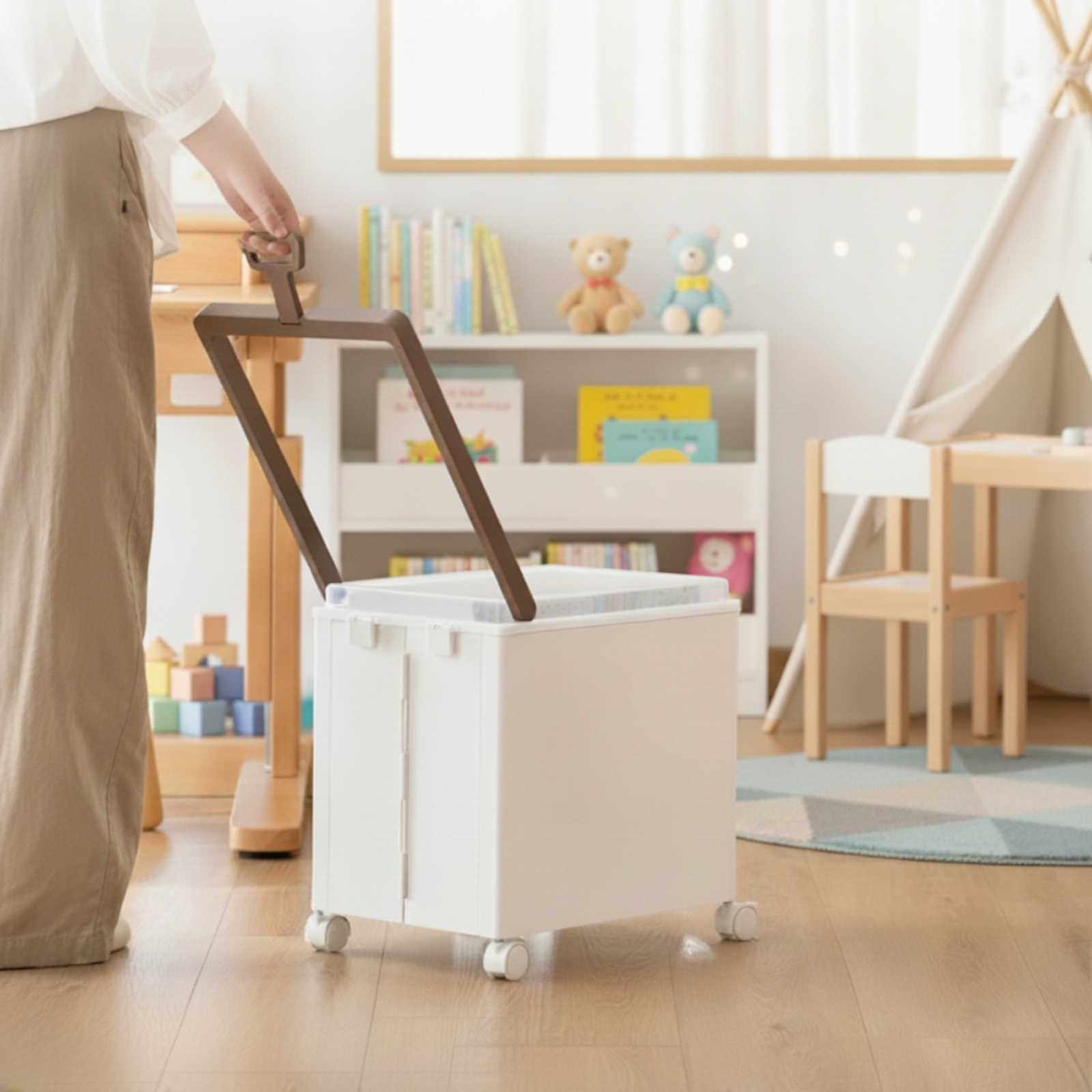 Easy-to-move under-desk storage trolley for home