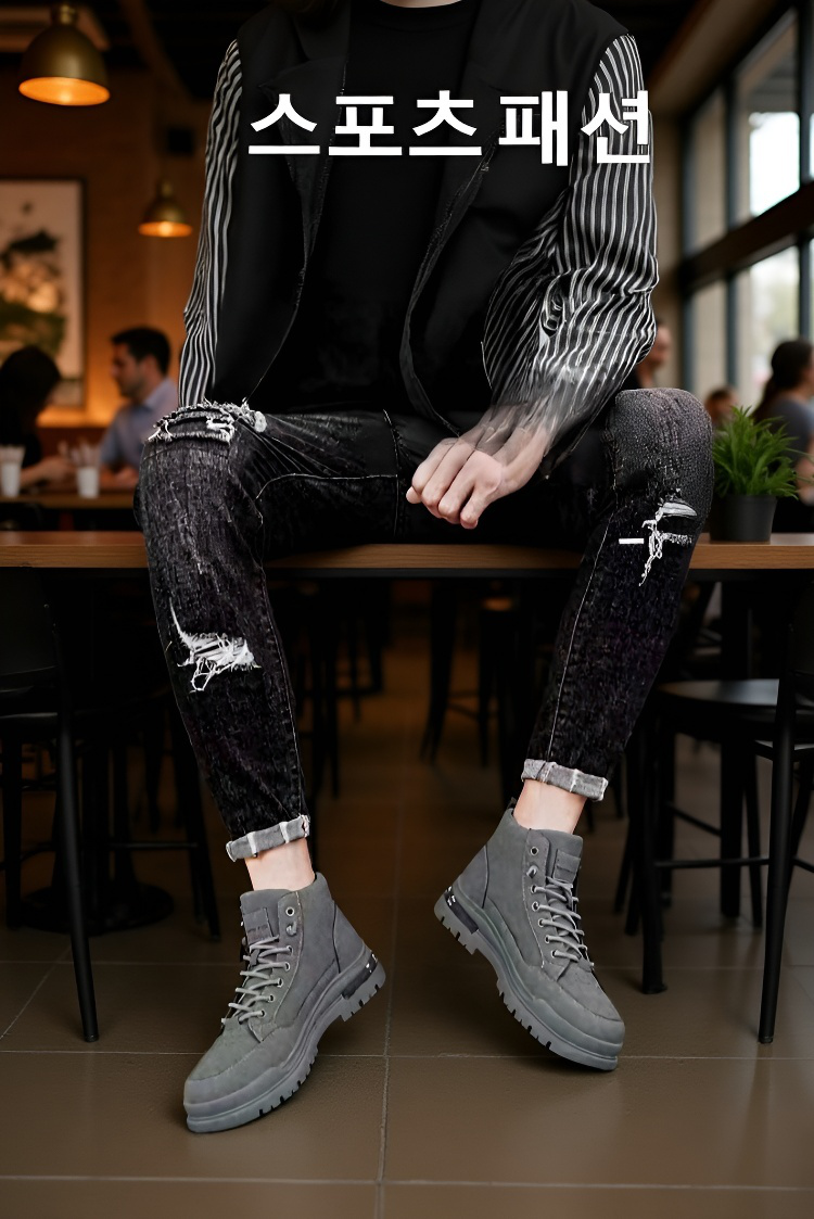 남성 방한화 착용 예시 이미지