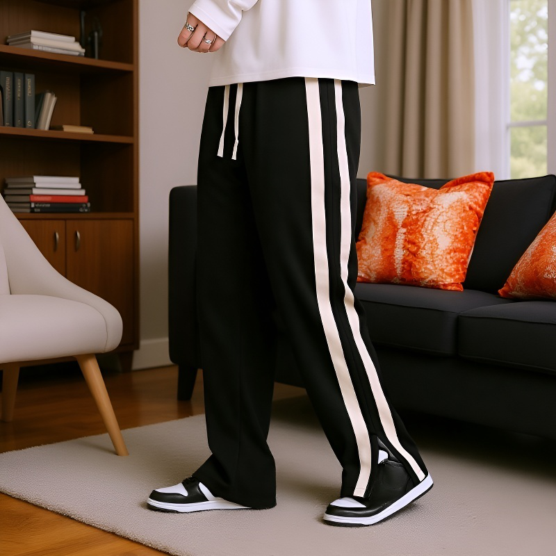 快適な着心地の長ズボンディテール