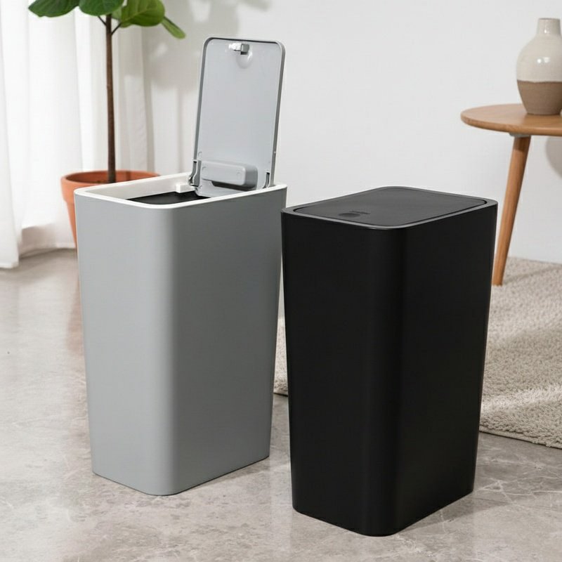 Poubelle moderne et simple, adaptée à de nombreux espaces
