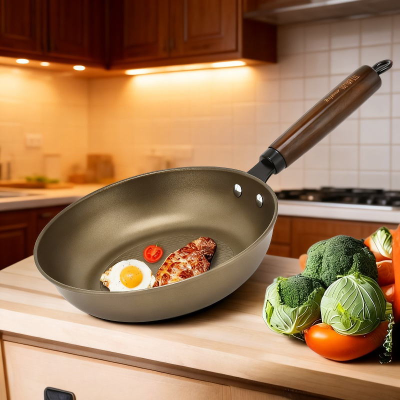 ロイヤルスター 高級チタンノンスティック省エネフライパン