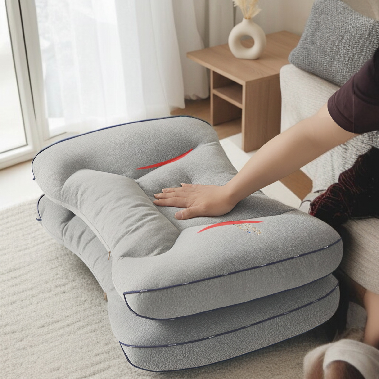 首や肩にフィットするユニバーサル枕
