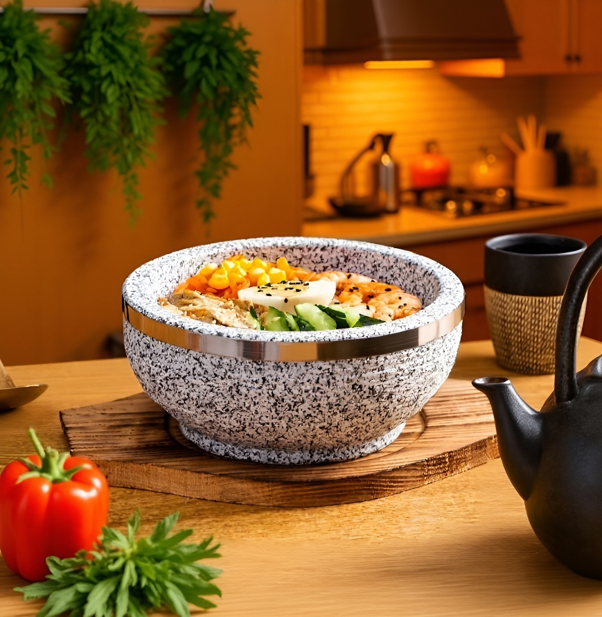 밥솥 내부와 밥의 윤기나는 모습