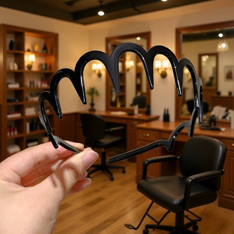 레트로 감성의 물결 헤드밴드 클로즈업