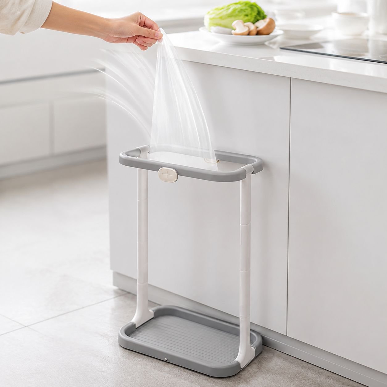 キッチンで使用するゴミ袋ホルダーの様子