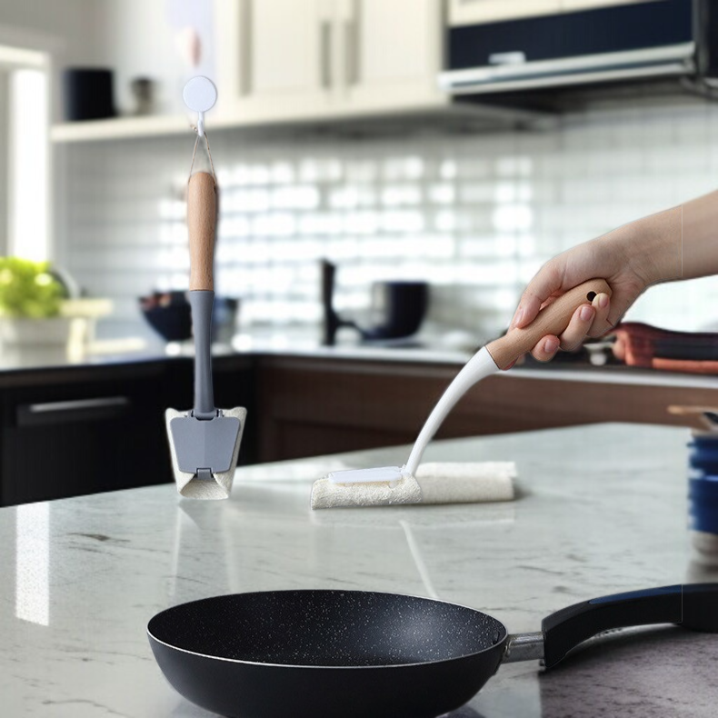 우드 손잡이 긴 냄비 브러쉬 클로즈업