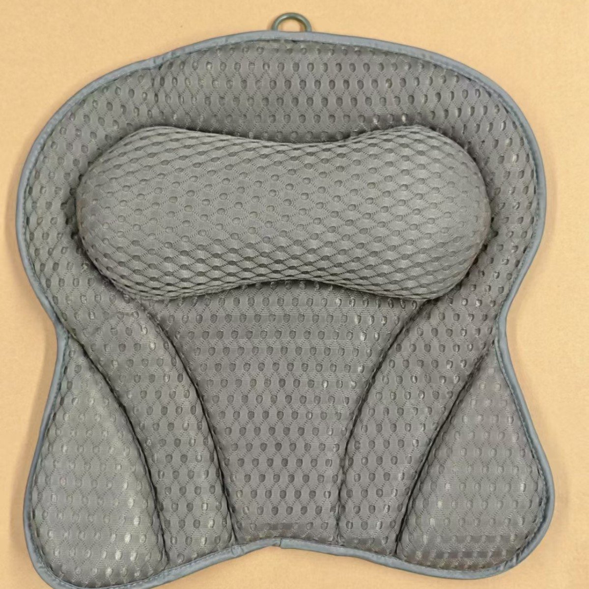 Quick-drying bath pillow with hooks