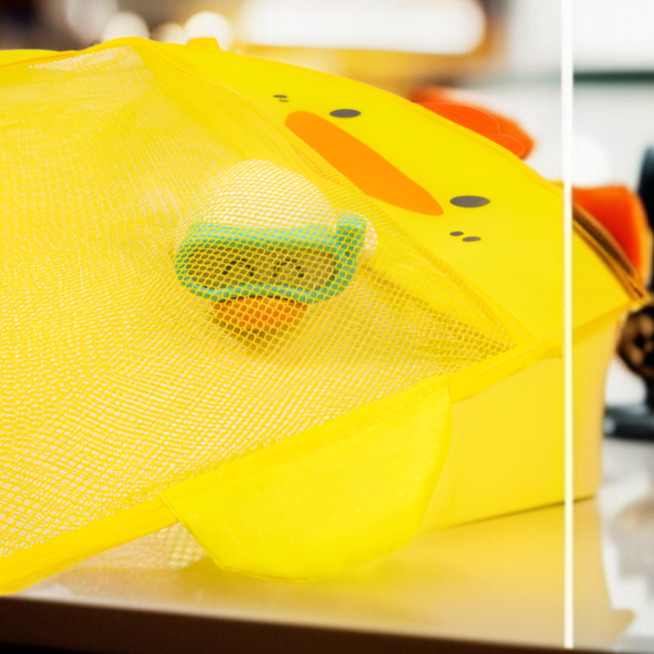 吸盤付き吊り下げおもちゃ収納バッグ 防水排水機能