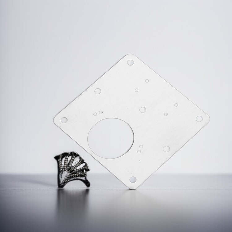 힌지 고장난 옷장에 매직 픽서 적용