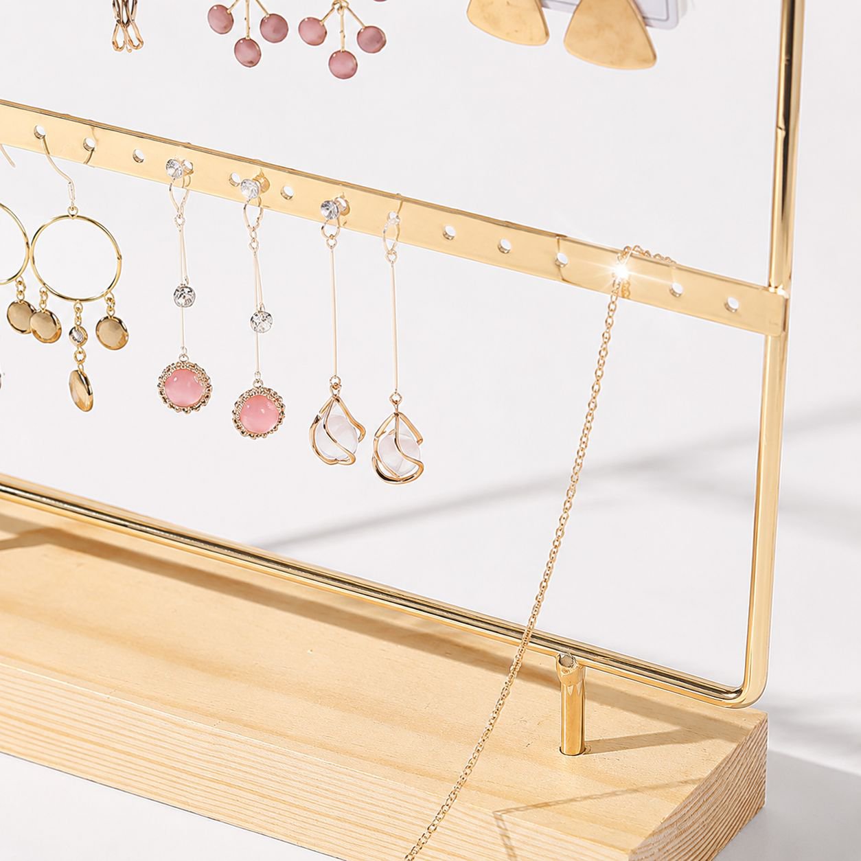 Home earring organizer with sturdy wooden base