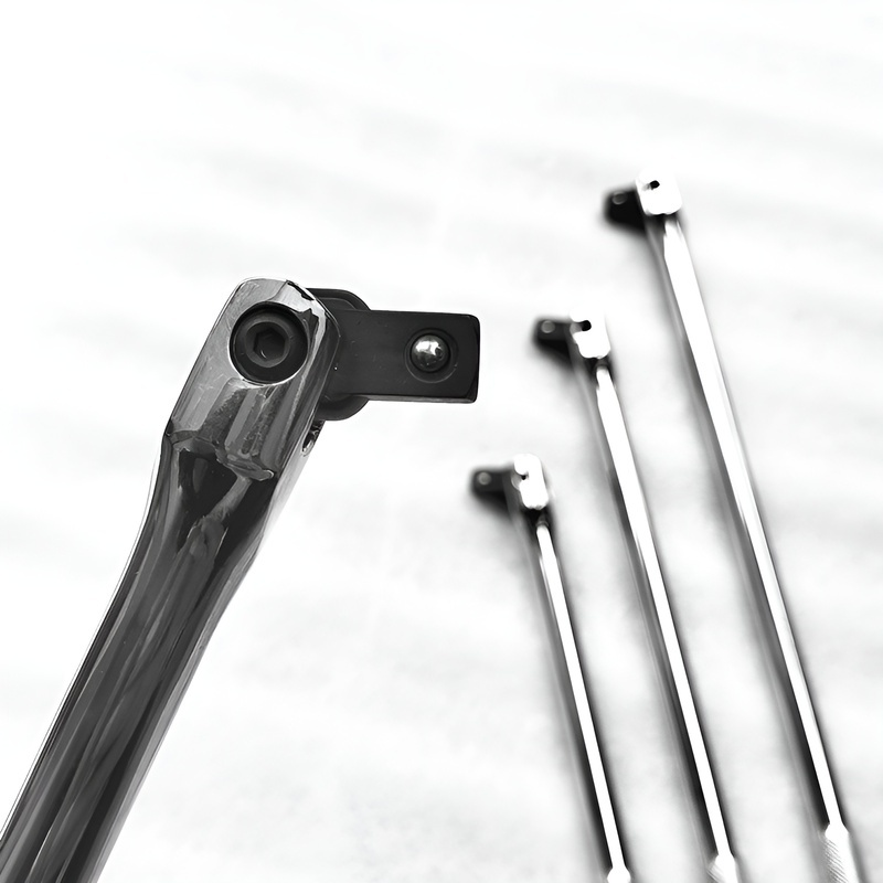 Universal joint wrench for effortless extension