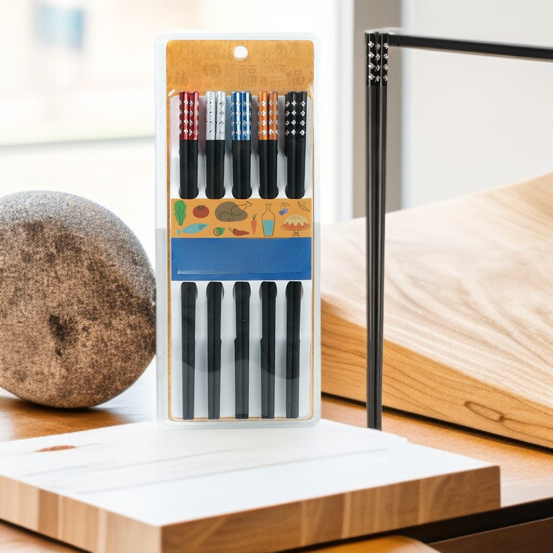 Safe and hygienic tableware for kids