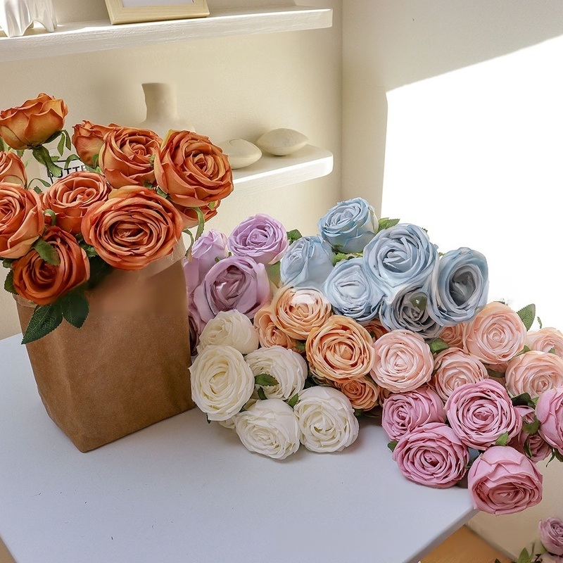 ヴィンテージスタイルのバラの花束