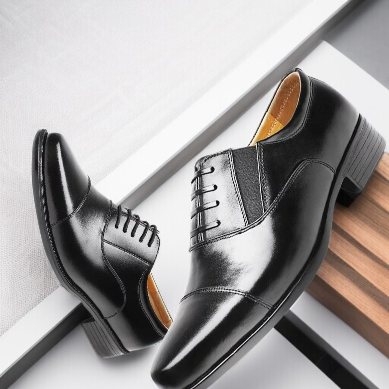 삼단 디자인 남성 비즈니스 구두 정면 이미지