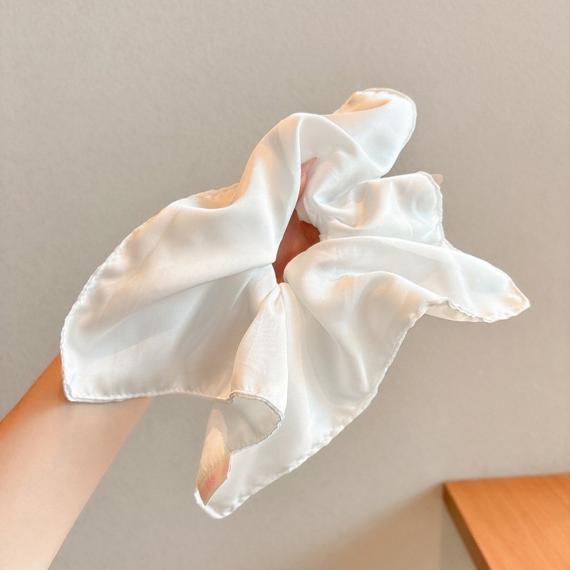 高伸縮性シュシュ