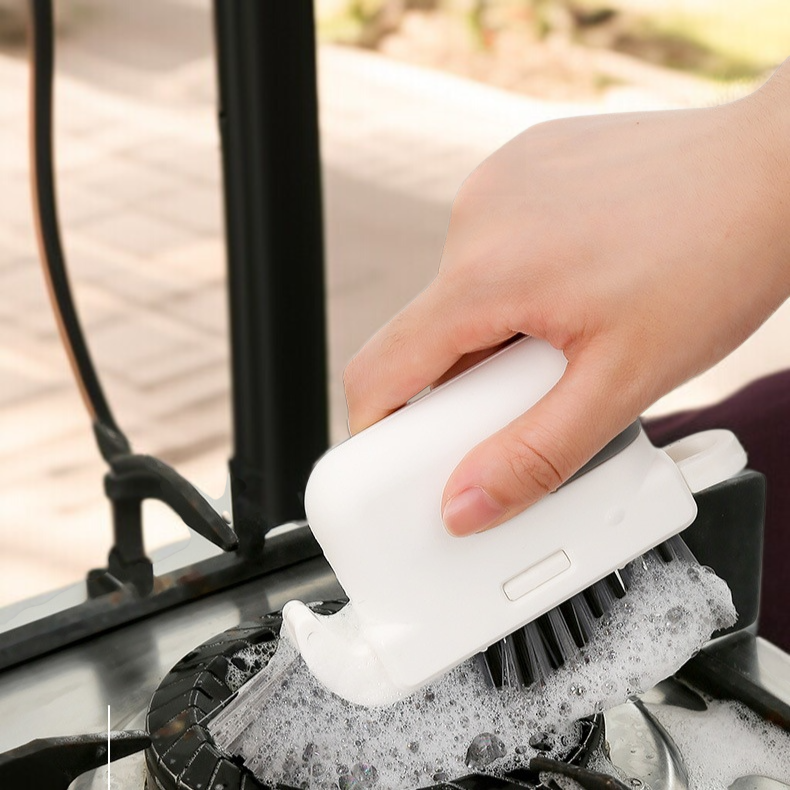 デッドコーナーに最適な入り江ブラシの使用例