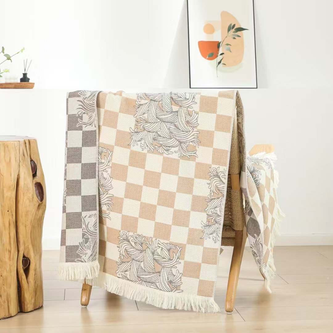 Serviette de bain à pompons en gaze multicouche