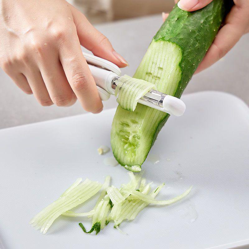 Fruit and vegetable peeler