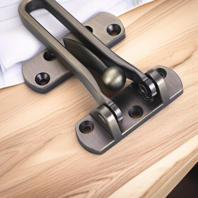 亜鉛合金防犯ロックの耐久性テスト画像