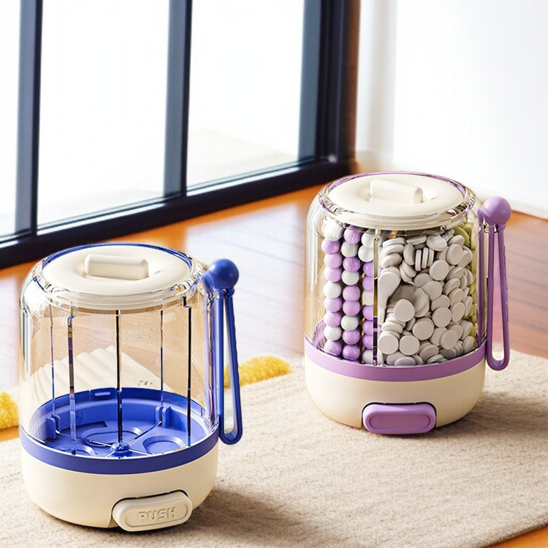 압착식 휴대용 분약통 전체 모습