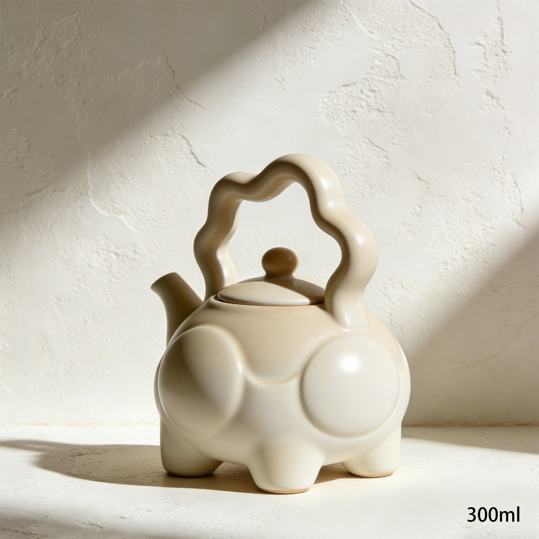 Heat-retaining ceramic teapot on dining table