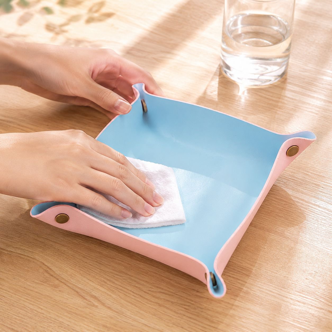 Praktische und vielseitige Kosmetik- und Schmuckorganizer-Box