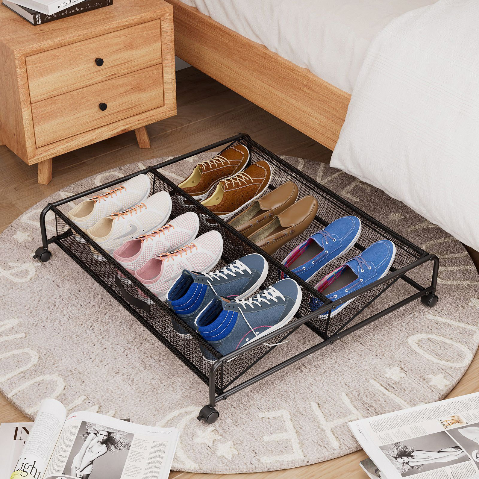 Einfaches Schuhregal unter dem Bett