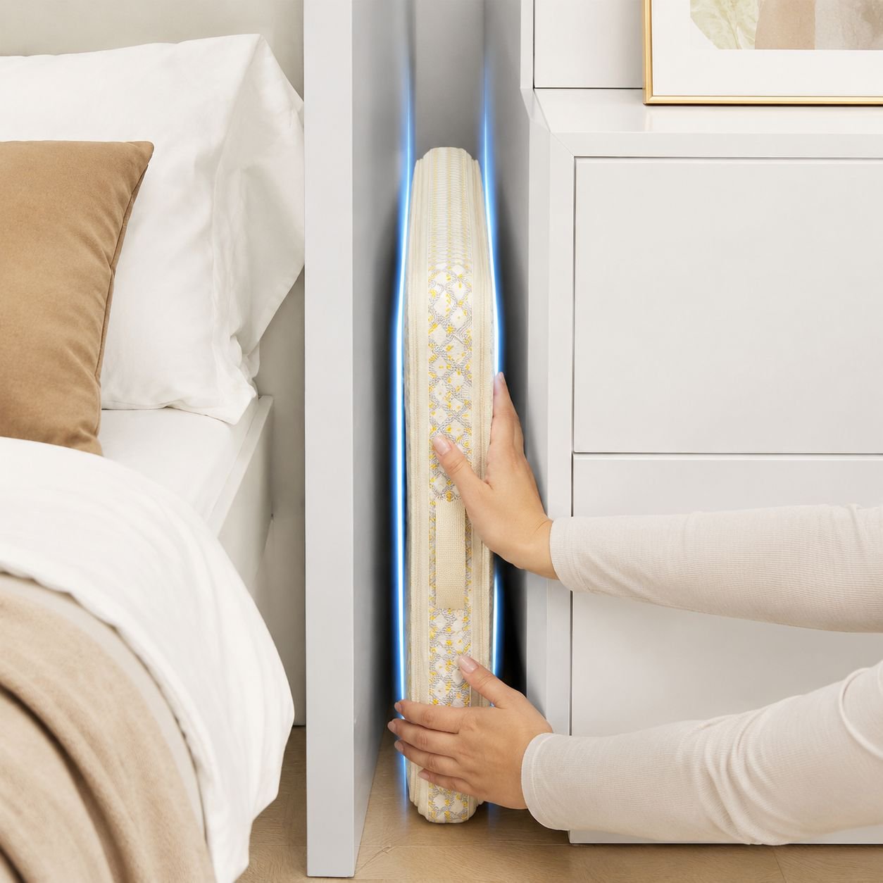 Multi-compartment portable closet organizer