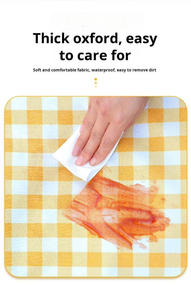 Lightweight picnic basket easy to carry for travel