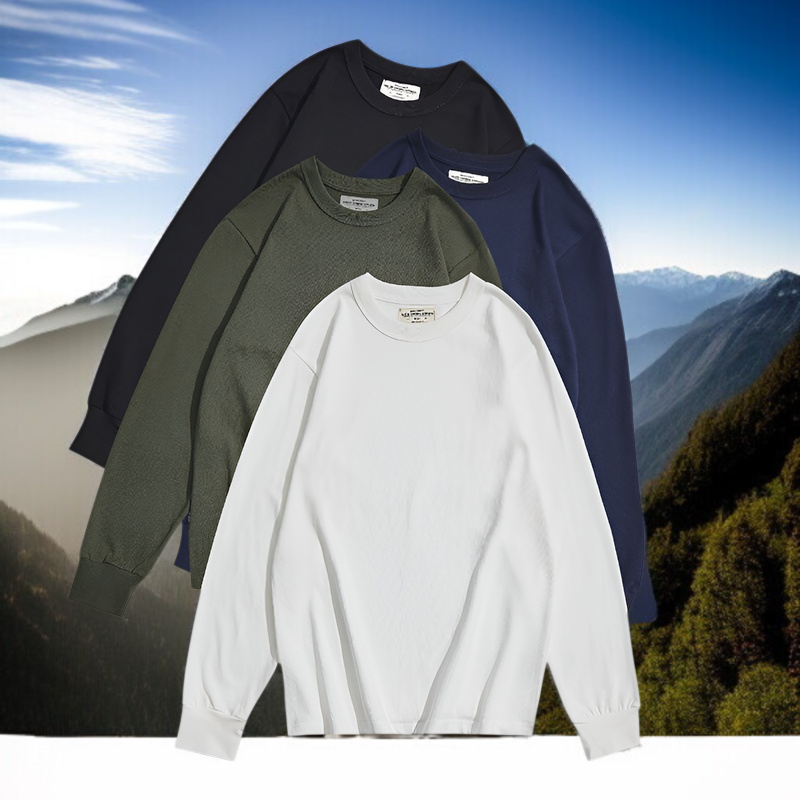 メンズ用無地長袖Tシャツコーディネート例