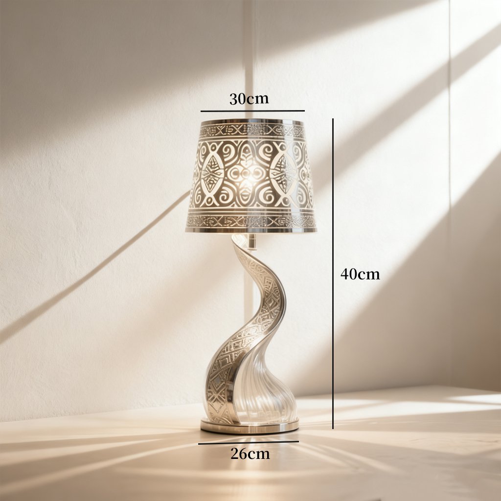 모던한 공간에 어울리는 레트로 스탠드 조명