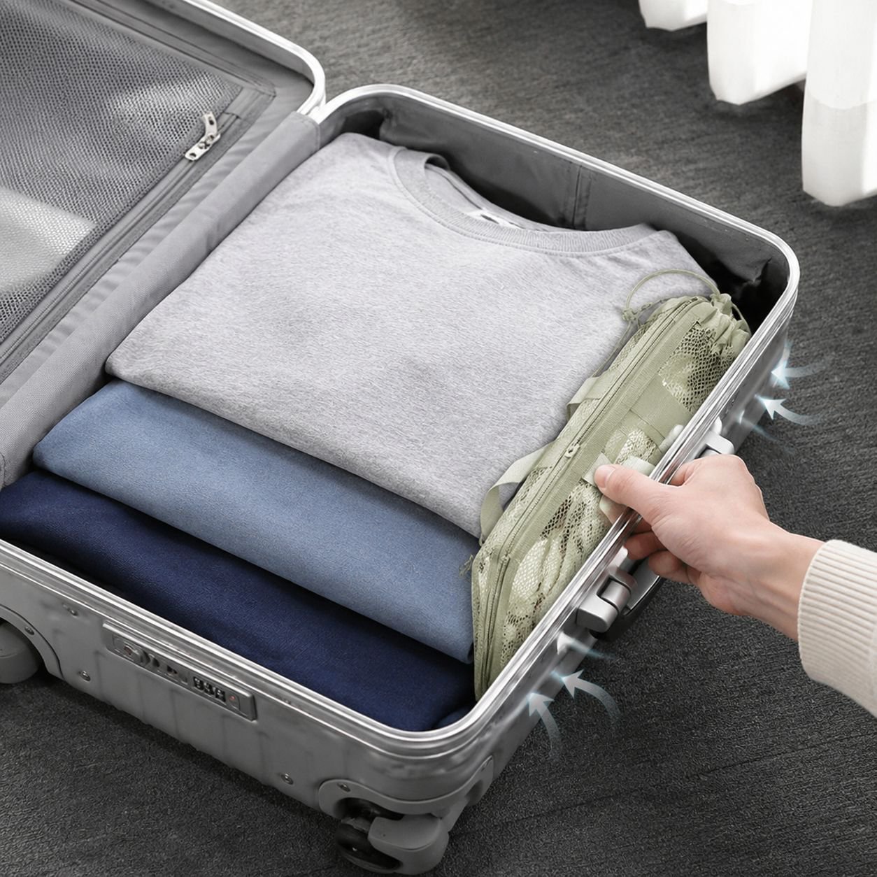 Breathable mesh shower bag for camping