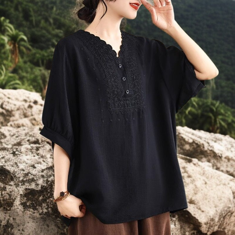 브이넥 루즈핏 티셔츠 여름 스타일링