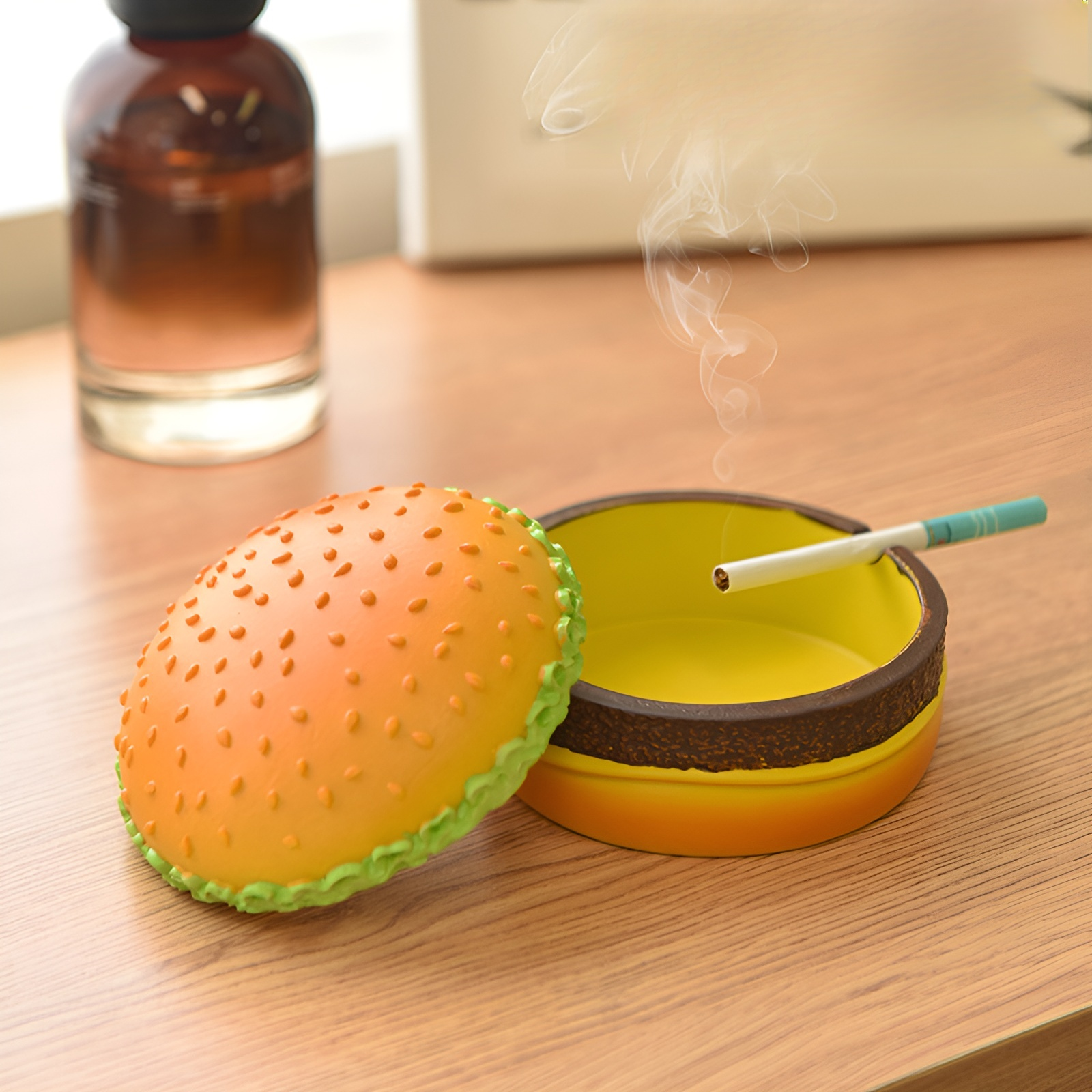 高級感漂う漫画ハンバーガー灰皿
