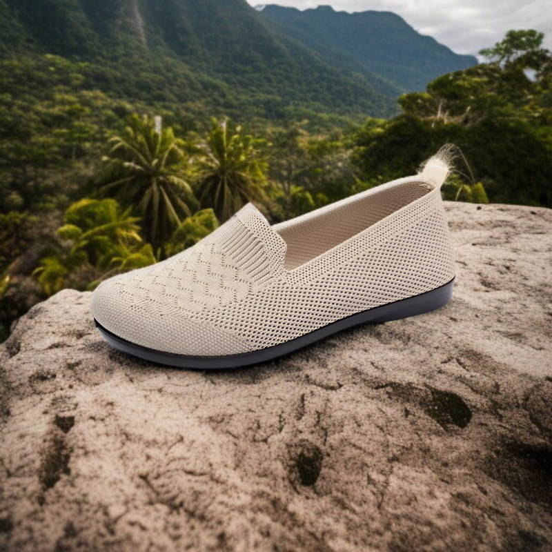 구멍 펌프스 스타일 여성 신발