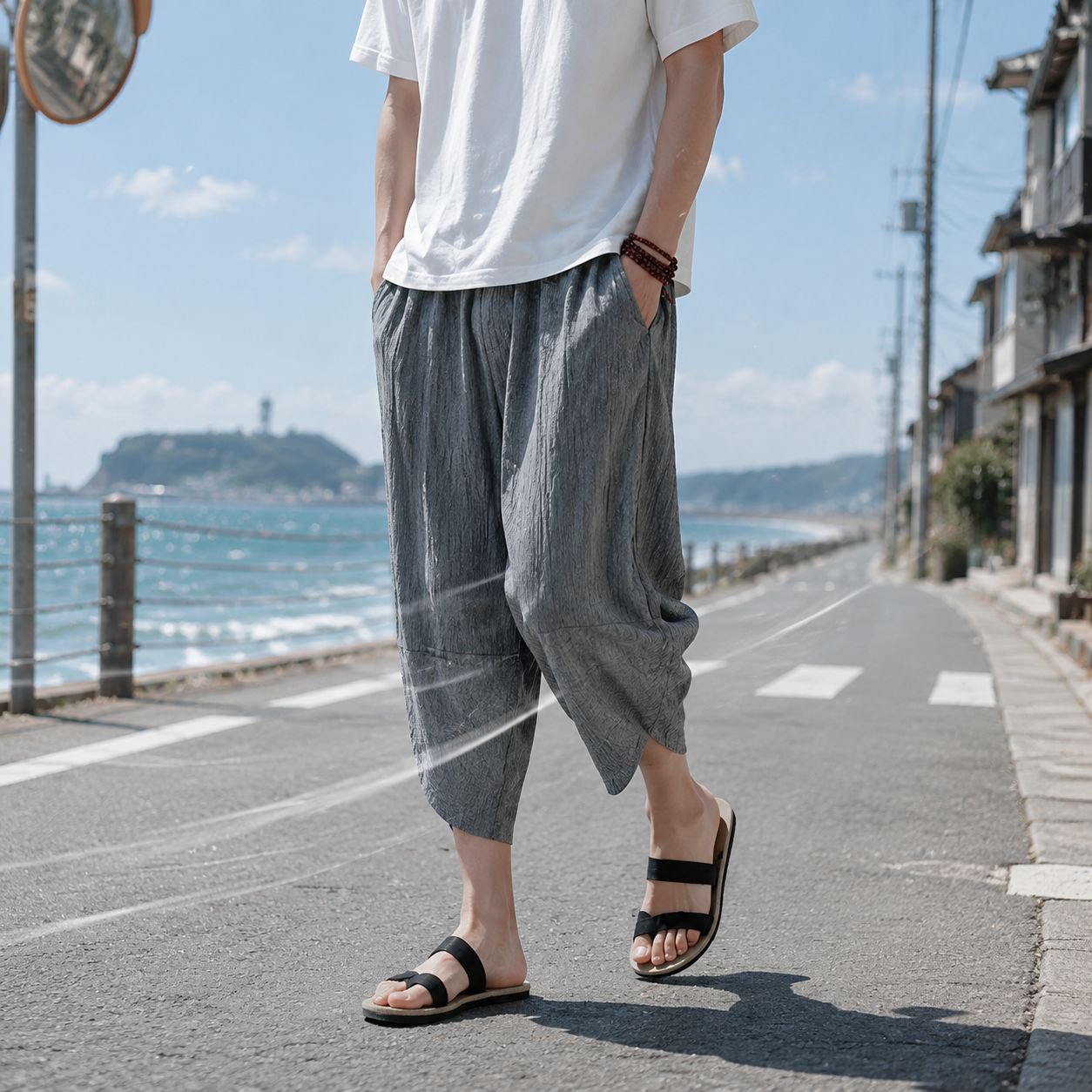 新作メンズカジュアルルーズフィット薄手パンツ、ハーレムパンツ、ランタンスタイル、ビーチカプリパンツ