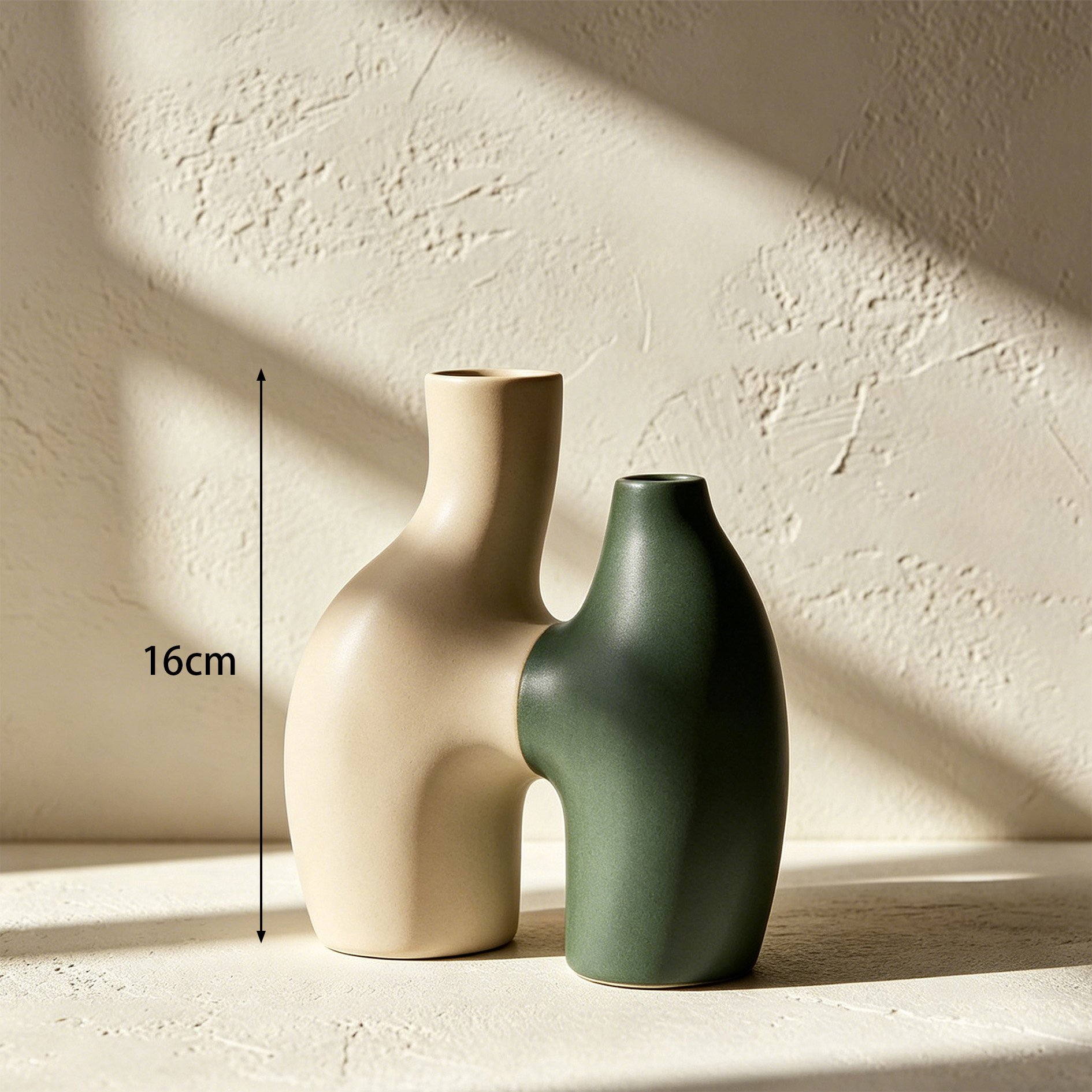 Artistic resin sculptures for desktop display