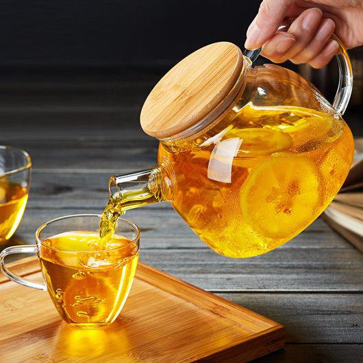 Thickened glass water bottle