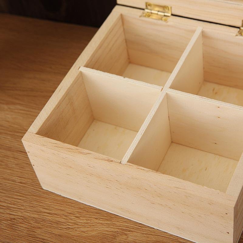 4つの仕切りがある収納ボックス