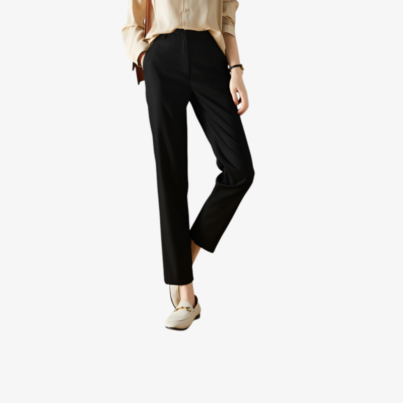 春夏にぴったりなカジュアル スリムパンツ