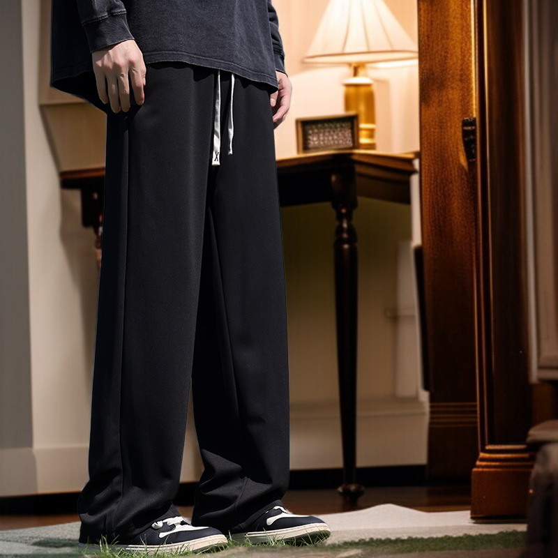 春秋向けメンズストレートパンツ着用イメージ