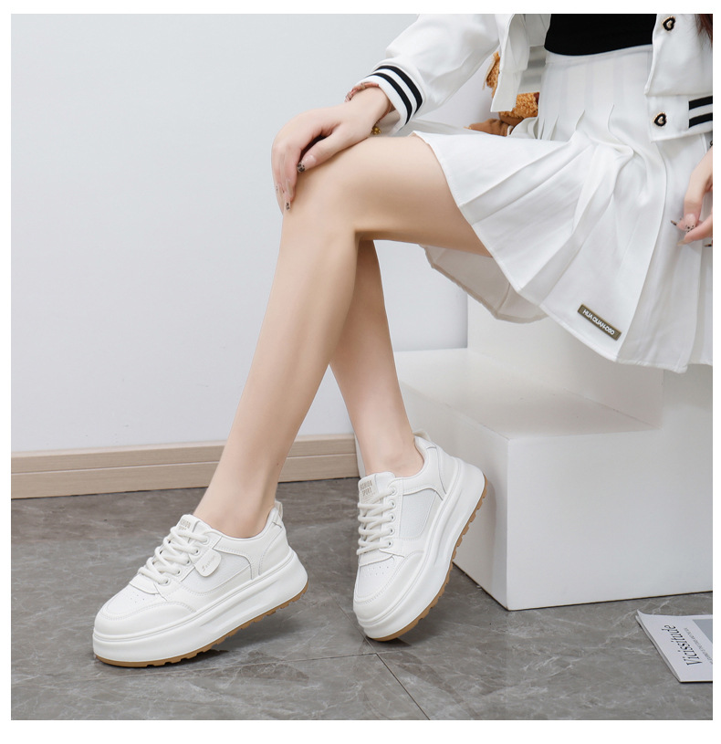 韓国版トレンドinsスタイルの女性用スポーツシューズ